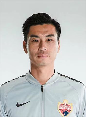 皇家马德里已经宣布与主教练安切洛蒂续约至2026年，The Athletic报道，安切洛蒂未来可能在俱乐部担任其他职务。